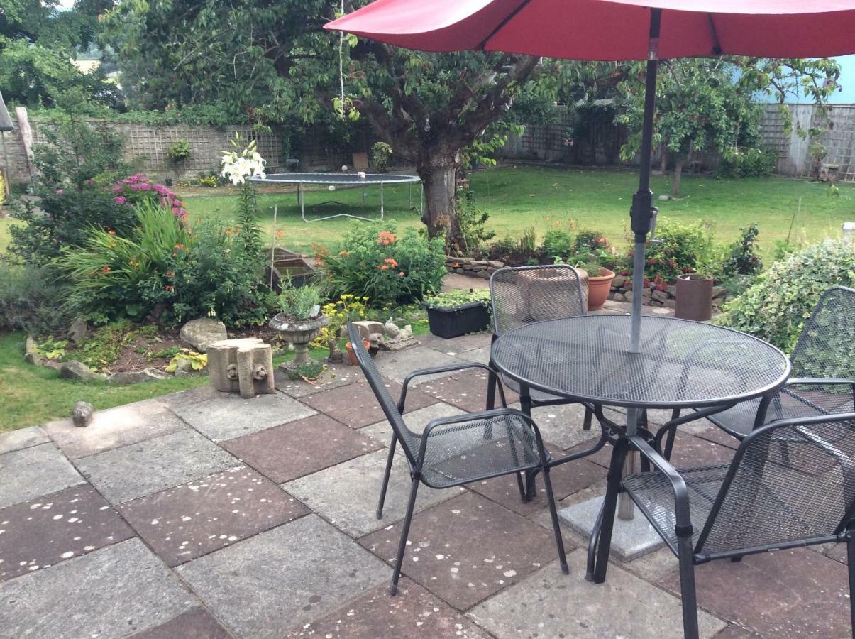 The Firs At Hay-On-Wye B&B Екстер'єр фото